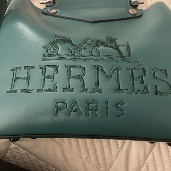 Purse - Picture 6 of 9